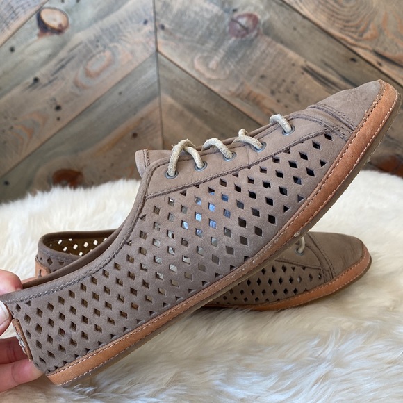 Frye Tegan Perforated Laced Low Sneakers 8 - Picture 12 of 16